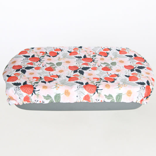 Casserole Cover - Strawberry Patch