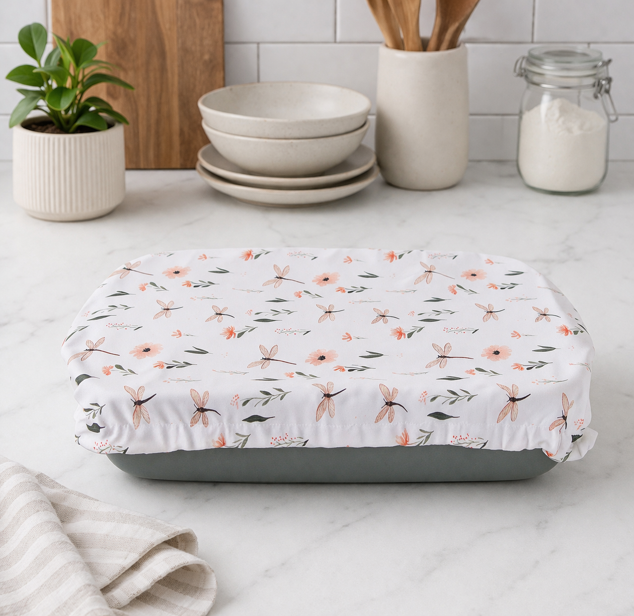 Casserole Cover - Dragonfly